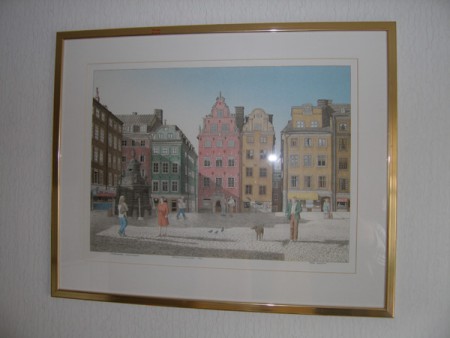 4052 - Litografie barevna Åke Westin  - Stora torget i Gamla stan  57 x 41 cm  -  2 300 kc